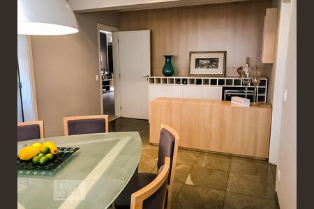 Apartamento à venda com 450m², 6 quartos e 5 vagas Apartamento à venda com 450m², 6 quartos e 5 vagasCopa