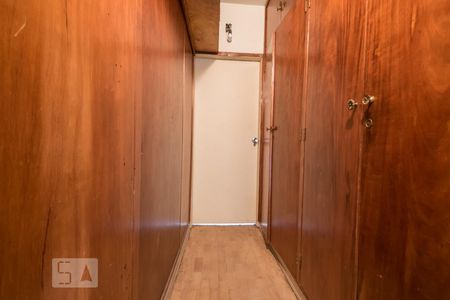 Casa à venda com 600m², 1 quarto e 8 vagasQuarto 2