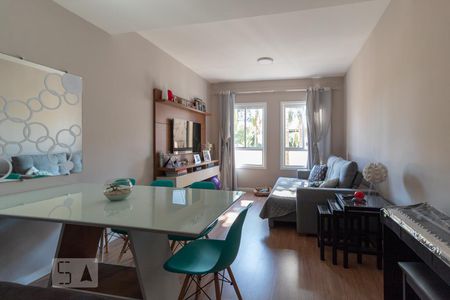 Casa de condomínio à venda com 110m², 2 quartos e 2 vagas Casa de condomínio à venda com 110m², 2 quartos e 2 vagasSala