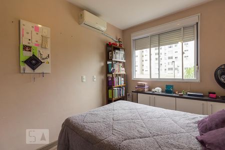 Quarto 1 de apartamento para alugar com 2 quartos, 45m² em Jardim Itu Sabará, Porto Alegre