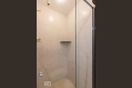 Apartamento à venda com 52m², 2 quartos e 1 vaga Apartamento à venda com 52m², 2 quartos e 1 vagaBanheiro da Suite