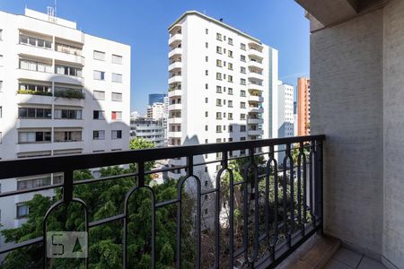Apartamento à venda com 52m², 2 quartos e 1 vaga Apartamento à venda com 52m², 2 quartos e 1 vagaVaranda