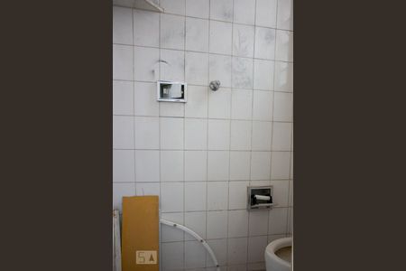 Apartamento à venda com 130m², 3 quartos e sem vaga Apartamento à venda com 130m², 3 quartos e sem vagaBanheiro de Serviço