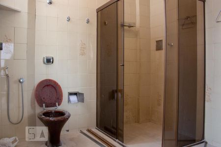 Apartamento à venda com 130m², 3 quartos e sem vaga Apartamento à venda com 130m², 3 quartos e sem vagaBanheiro