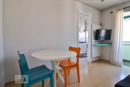 Apartamento para alugar com 35m², 1 quarto e 1 vaga Apartamento para alugar com 35m², 1 quarto e 1 vagaSala
