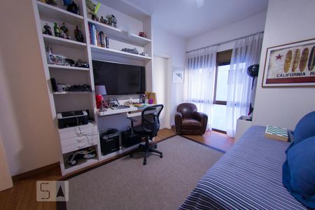 Apartamento à venda com 204m², 3 quartos e 3 vagas Apartamento à venda com 204m², 3 quartos e 3 vagasSuite 2