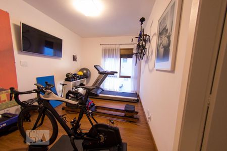 Apartamento à venda com 204m², 3 quartos e 3 vagas Apartamento à venda com 204m², 3 quartos e 3 vagasSuite 3