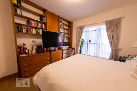 Apartamento à venda com 204m², 3 quartos e 3 vagas Apartamento à venda com 204m², 3 quartos e 3 vagasSuite 1