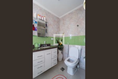 Apartamento à venda com 110m², 2 quartos e 2 vagas Apartamento à venda com 110m², 2 quartos e 2 vagasBanheiro da Suíte