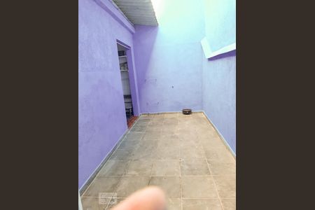 Casa à venda com 60m², 2 quartos e sem vaga Casa à venda com 60m², 2 quartos e sem vagaQuintal