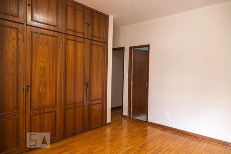 Apartamento à venda com 130m², 3 quartos e 1 vagaSuíte