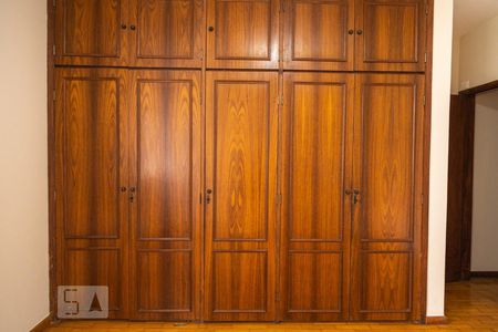 Apartamento à venda com 130m², 3 quartos e 1 vagaArmário da Suíte