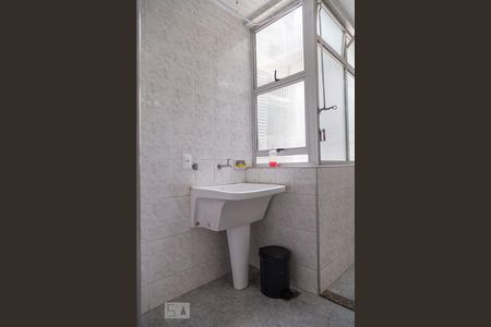 Apartamento à venda com 130m², 3 quartos e 1 vagaÁrea de Serviço