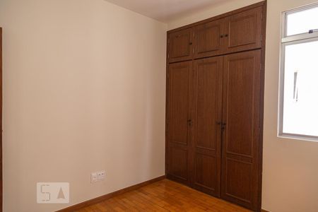 Apartamento à venda com 130m², 3 quartos e 1 vagaQuarto 2