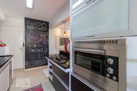 Apartamento à venda com 104m², 2 quartos e 2 vagasCozinha