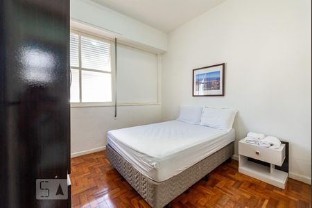 Quarto 1 de apartamento à venda com 2 quartos, 80m² em Ipanema, Rio de Janeiro