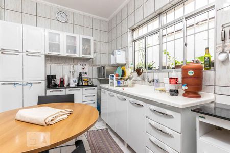 Casa à venda com 180m², 3 quartos e 4 vagas Casa à venda com 180m², 3 quartos e 4 vagasCozinha