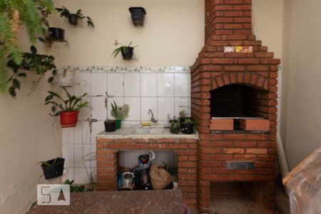 Casa à venda com 180m², 3 quartos e 4 vagas