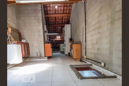 Casa à venda com 140m², 3 quartos e 4 vagas