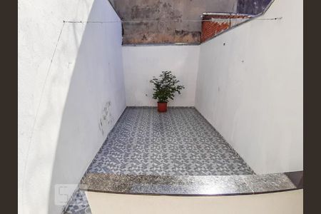 Casa à venda com 140m², 3 quartos e 4 vagas Casa à venda com 140m², 3 quartos e 4 vagasQuintal