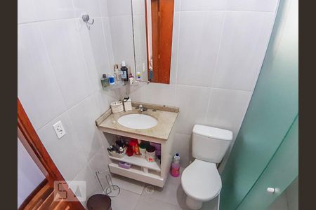 Casa à venda com 140m², 3 quartos e 4 vagas Casa à venda com 140m², 3 quartos e 4 vagasBanheiro suíte