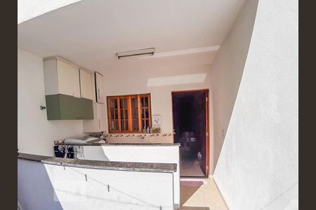 Casa à venda com 140m², 3 quartos e 4 vagas Casa à venda com 140m², 3 quartos e 4 vagasBanheiro