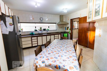 Casa à venda com 340m², 3 quartos e sem vagaCozinha