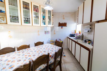 Casa à venda com 340m², 3 quartos e sem vagaCozinha