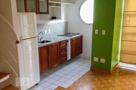 Sala de kitnet/studio para alugar com 1 quarto, 68m² em Alphaville Industrial, Barueri