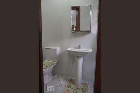 Casa à venda com 305m², 4 quartos e sem vagaBanheiro