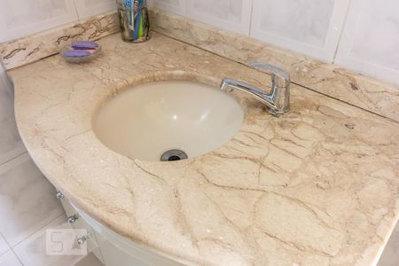 Apartamento à venda com 70m², 3 quartos e 1 vagaBanheiro Pia