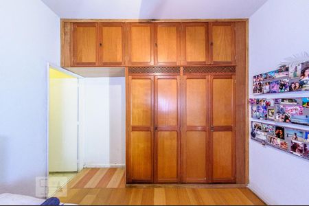 Casa à venda com 316m², 3 quartos e 2 vagas Casa à venda com 316m², 3 quartos e 2 vagasQuarto 3