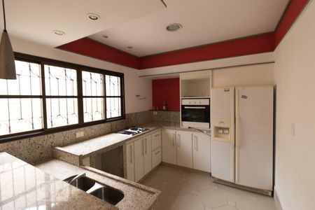 Casa para alugar com 1000m², 4 quartos e sem vagaCozinha