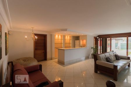 Casa para alugar com 1000m², 4 quartos e sem vagaSala