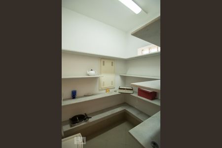 Casa para alugar com 1000m², 4 quartos e sem vagaDespensa