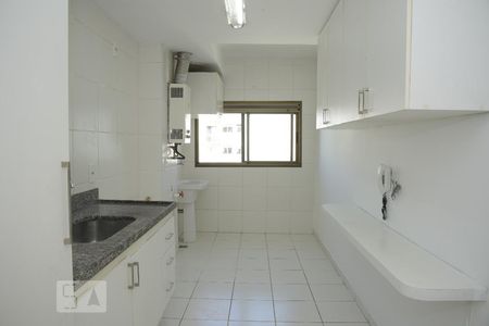 Apartamento à venda com 98m², 4 quartos e 2 vagasCozinha e Área de Serviço