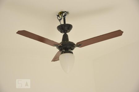 Apartamento à venda com 98m², 4 quartos e 2 vagasQuarto 3