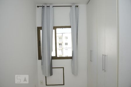Apartamento à venda com 98m², 4 quartos e 2 vagasQuarto 3