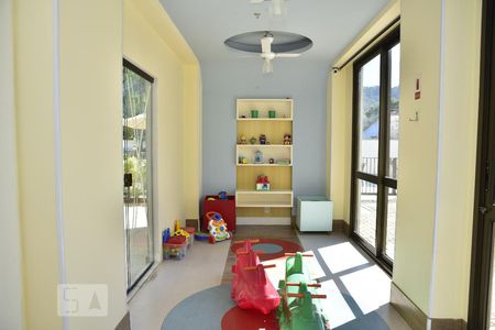 Apartamento à venda com 98m², 4 quartos e 2 vagasÁrea comum - brinquedoteca