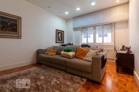 Apartamento para alugar com 300m², 3 quartos e 2 vagas Apartamento para alugar com 300m², 3 quartos e 2 vagasEscritório