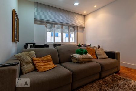 Apartamento para alugar com 300m², 3 quartos e 2 vagas Apartamento para alugar com 300m², 3 quartos e 2 vagasEscritório