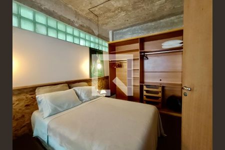 Casa à venda com 571m², 8 quartos e 3 vagas Casa à venda com 571m², 8 quartos e 3 vagasSuíte 5