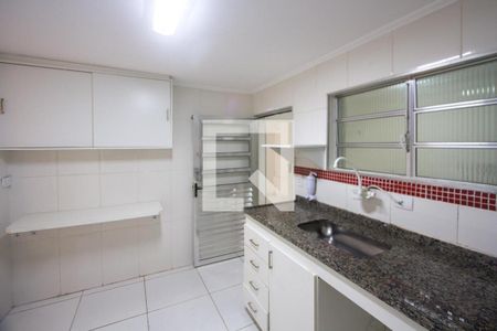 Casa à venda com 80m², 2 quartos e 2 vagasCozinha
