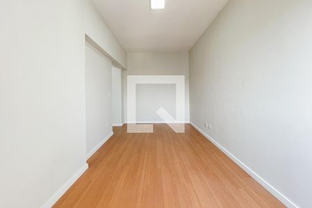 Apartamento à venda com 120m², 2 quartos e 1 vaga Apartamento à venda com 120m², 2 quartos e 1 vagaSuíte
