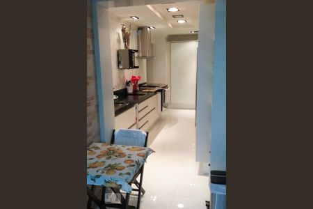 Apartamento à venda com 175m², 4 quartos e 3 vagasCozinha