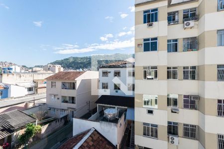 Apartamento à venda com 72m², 2 quartos e sem vagaVista