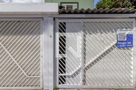 Casa à venda com 156m², 3 quartos e 2 vagasFachada