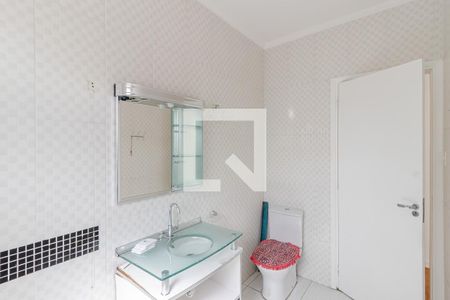 Casa à venda com 156m², 3 quartos e 2 vagasBanheiro 