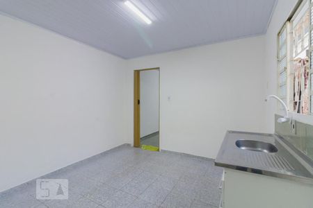 Casa à venda com 130m², 6 quartos e sem vaga Casa à venda com 130m², 6 quartos e sem vagaCozinha