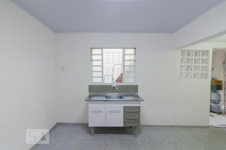 Casa à venda com 130m², 6 quartos e sem vaga Casa à venda com 130m², 6 quartos e sem vagaCozinha
